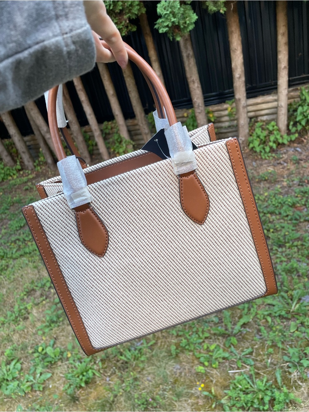 Kate spade Ellie Small Tote - Picture 3 of 8